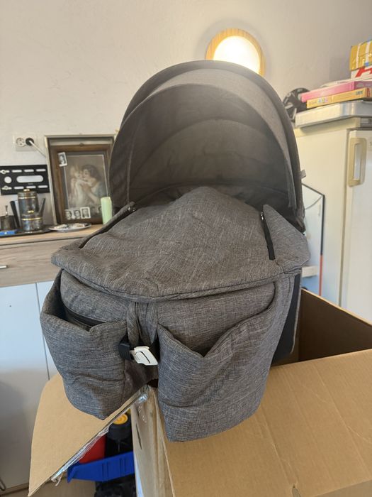 Бебешка количка Stokke