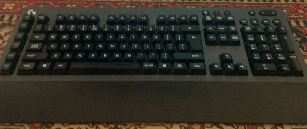 Vand tastatura logitech g613 URGENT!!
