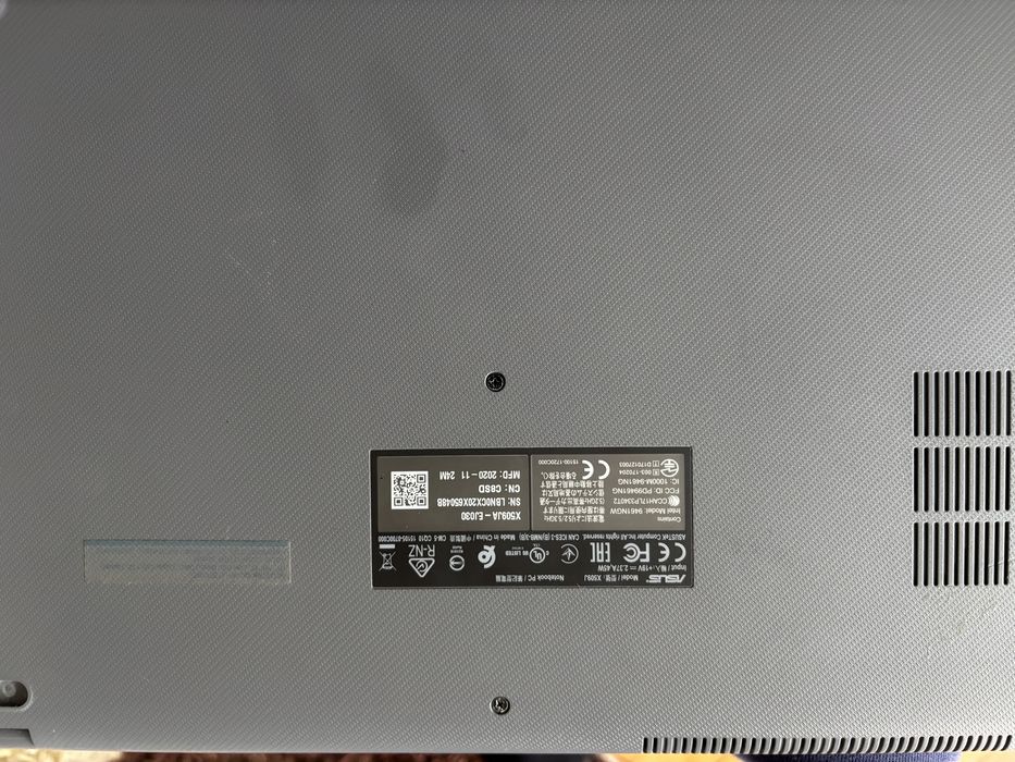 Vand Laptop Asus