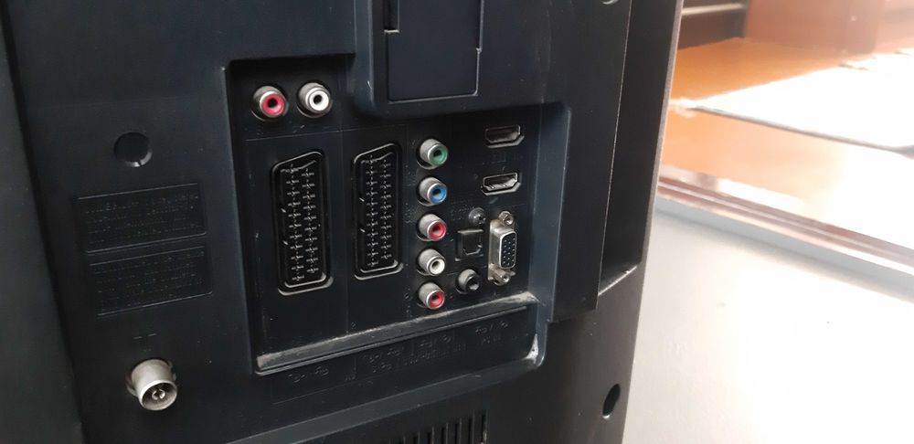 продаю телевизор sony