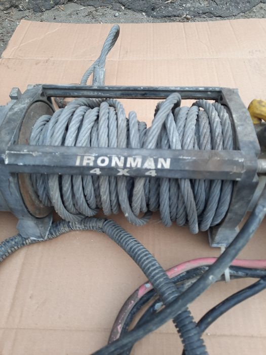 Troliu auto Ironman 4x4