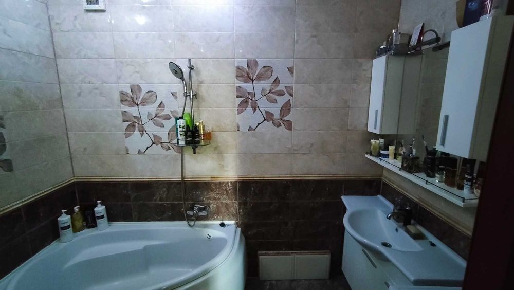 Продам 2-х комнатную квартиру