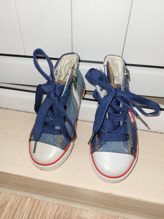 Ботинки и кеды для мальчика