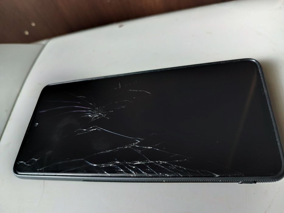 Продам Samsung Galaxy A71