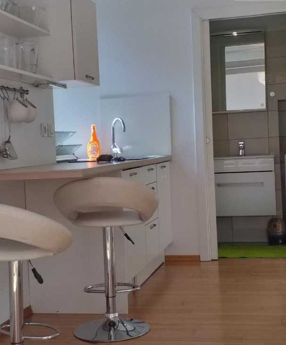 Дава се под наем Едностаен апартамент в Пловдив, Остромила - 45 кв.м за 153 € - Снимка #2