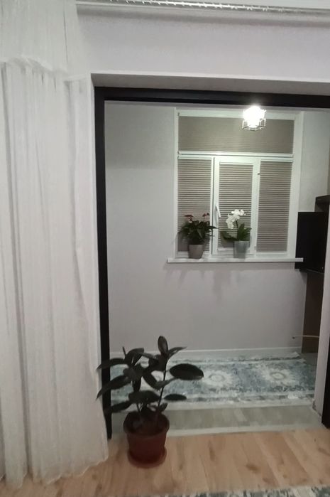 Продаю 1/2/4 Кинотеатр лисунова 32500&