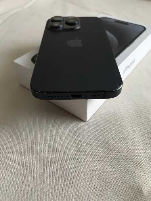 iPhone 15 pro 256gb neverlock