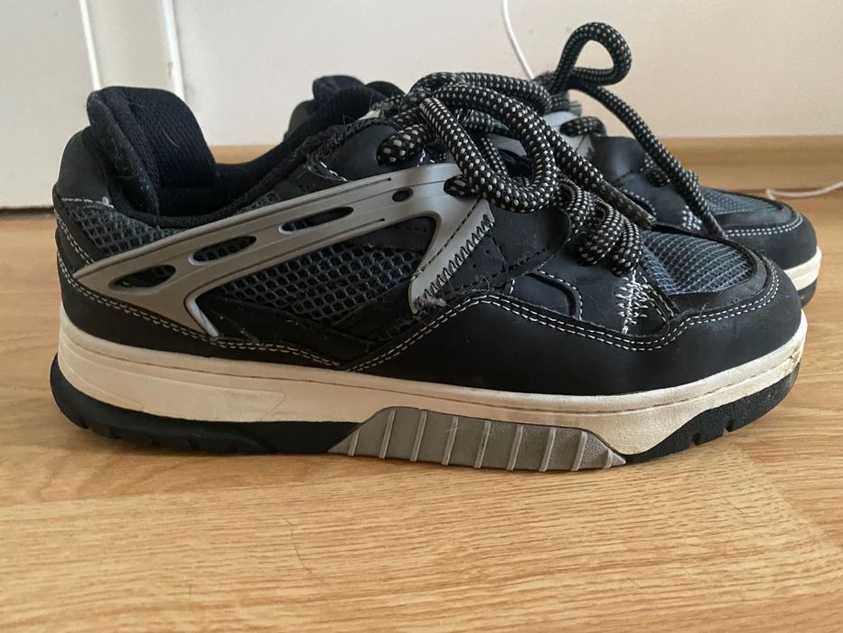 масивни маратонки zara