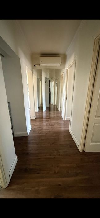 Inchiriez apartament strada Spania