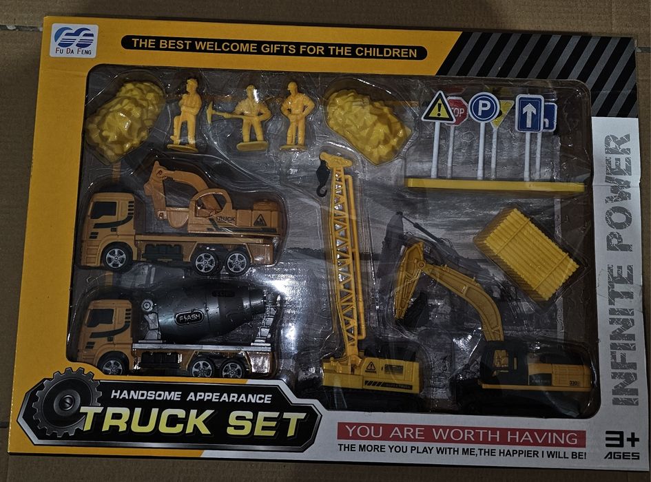 Продам игрушки для мальчиков