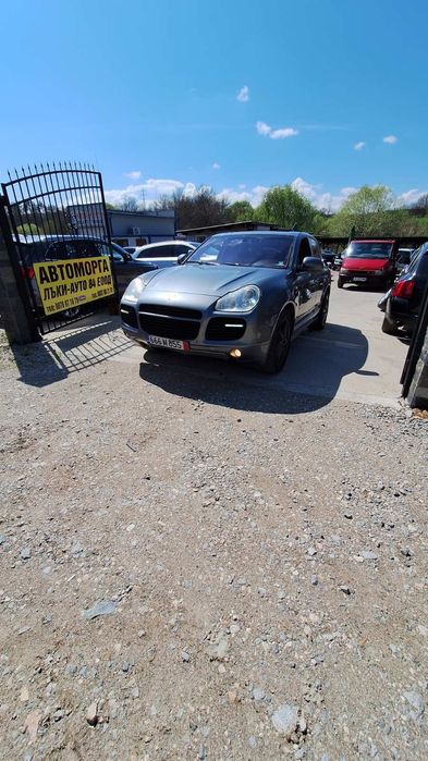 Porsche Cayenne Turbo V8,450 к.с. ,10 броя на части