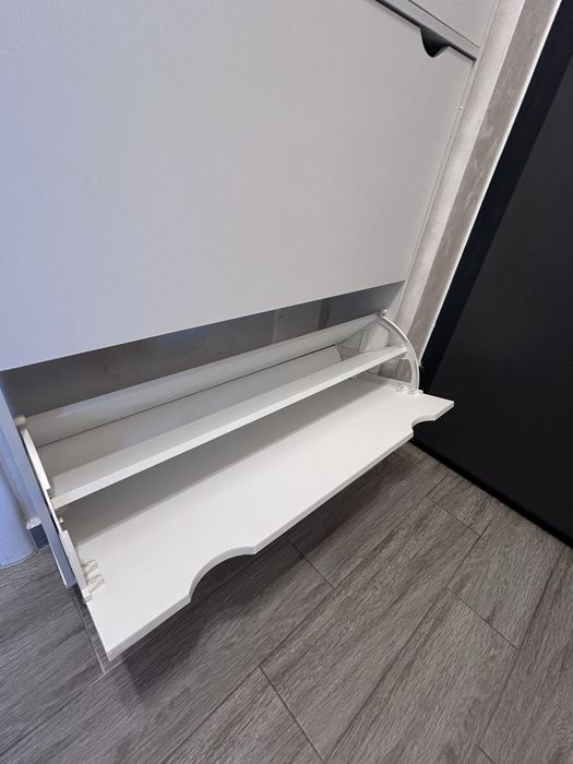 Vand pantofar nou  400 ron