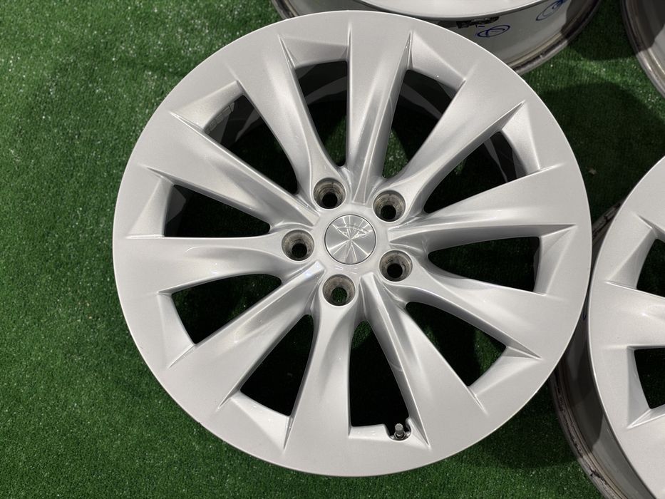 4бр. КАТО НОВИ 19” Оригинални Джанти *SLIPSTREAM/AERO TURBINE* 5х120 за -TESLA S- 8.0Jx19H2, ET40
