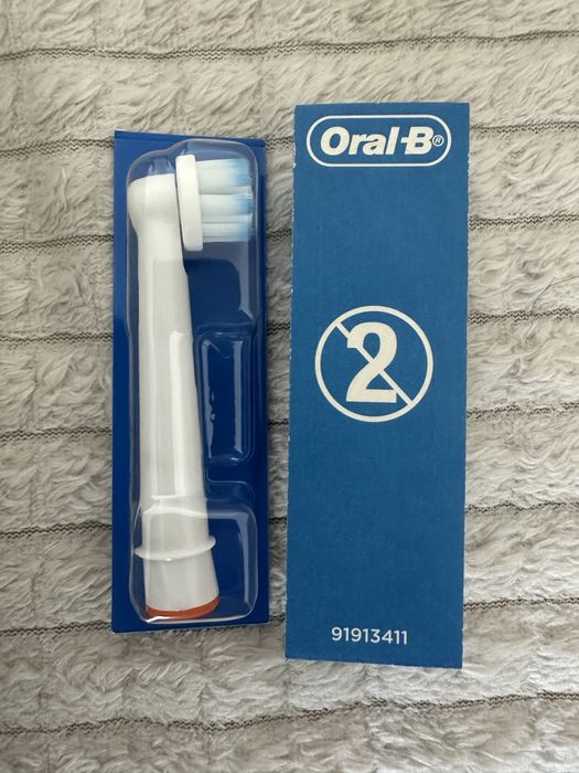 Vand capete periuta Oral-B- Precision Clean