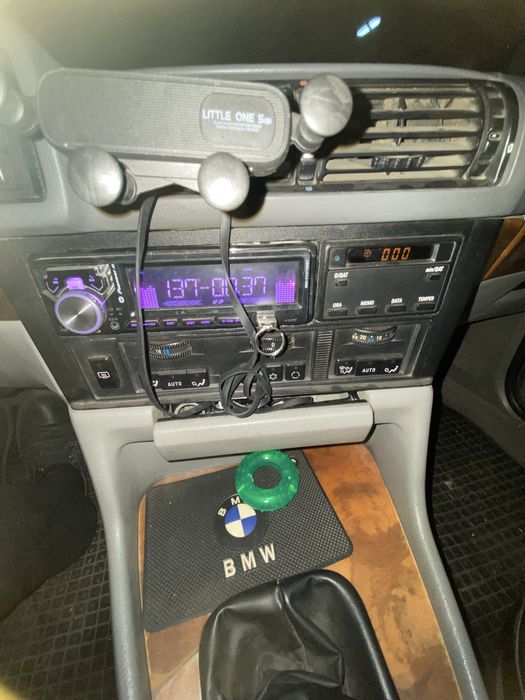 Продаётся климат контроль е34