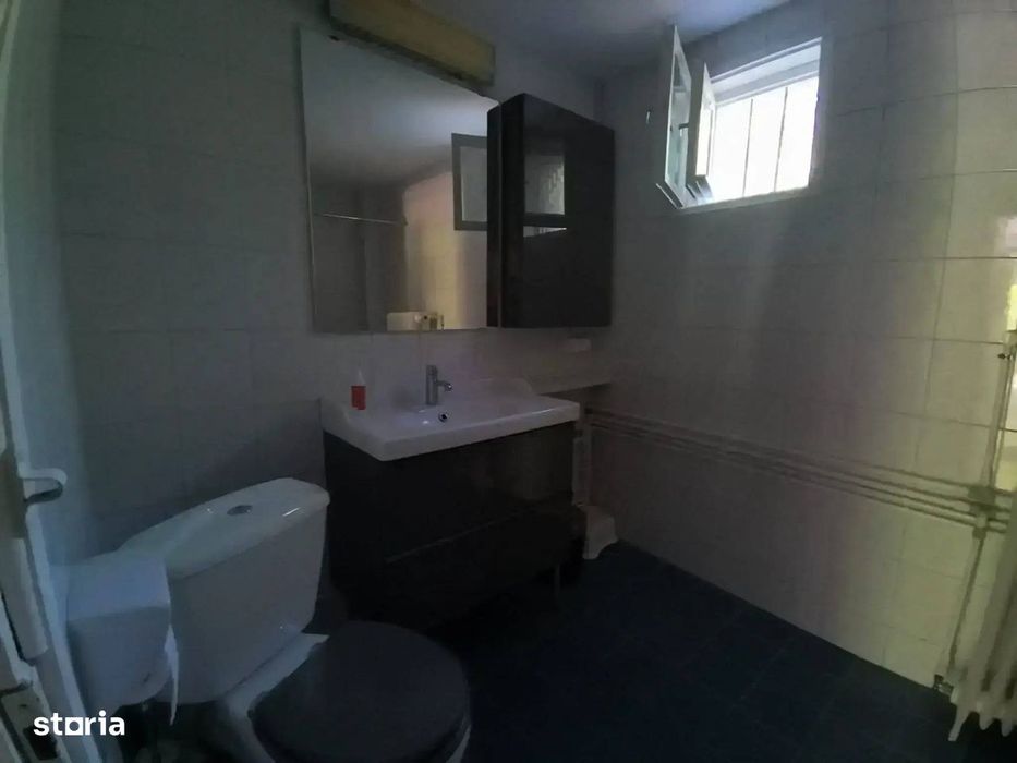 Proprietate rară: apartament 4 camere cu curte de 200 mp