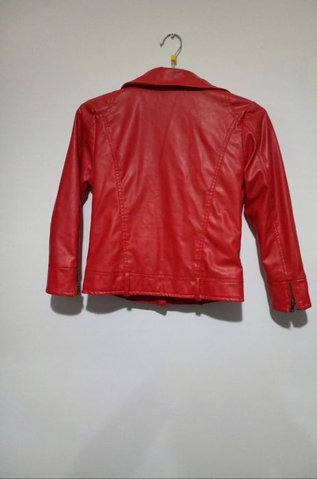 Geaca fete din piele ecologica marimea M stare perfecta
