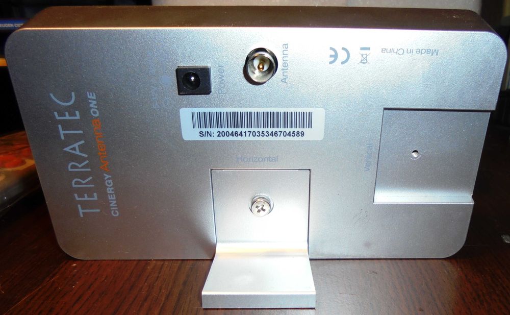 Vand o antena DVB-T Terratec Cinergy Antenna One , cu interfata USB