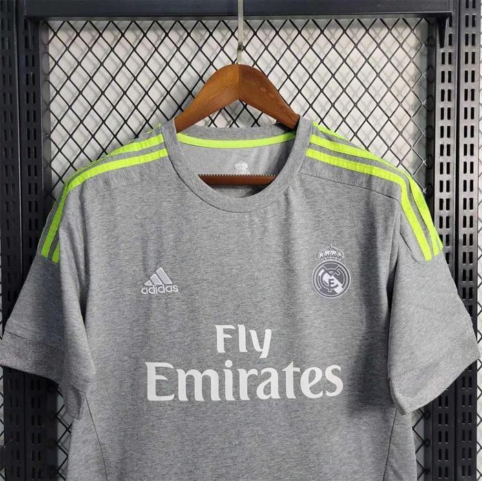 НОВО! Фланелка 2015-16 Real madrid away размер М