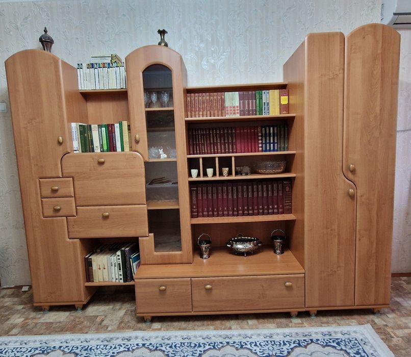 Продаётся стенка-горка