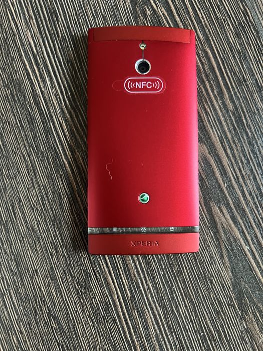 Продам телефон sony xperia