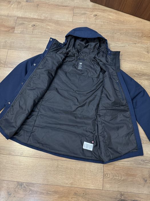 Дамско яке Helly Hansen XL размер НОВО със забележка
