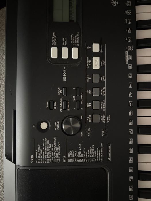 дигитално пиано/синтезатор Yamaha