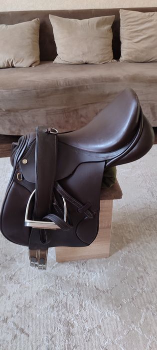 продам конкурное седло