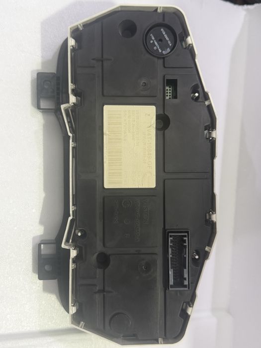 Ceasuri bord ford focus 2 facelift cod 8VT-10849-GF