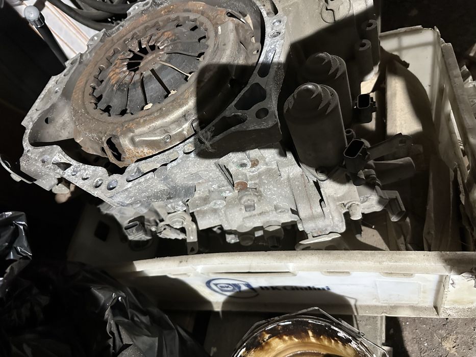 Продам коробку робот.