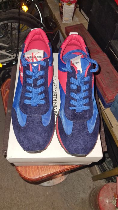 Vând adidași Calvin Klein, Nike