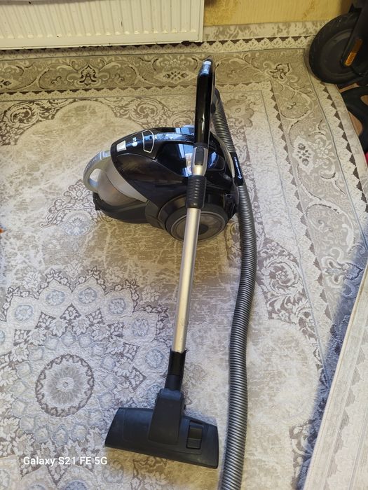 Продам пылесос недорого