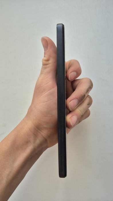 Продаю телефон Redmi note 12 pro в идеале