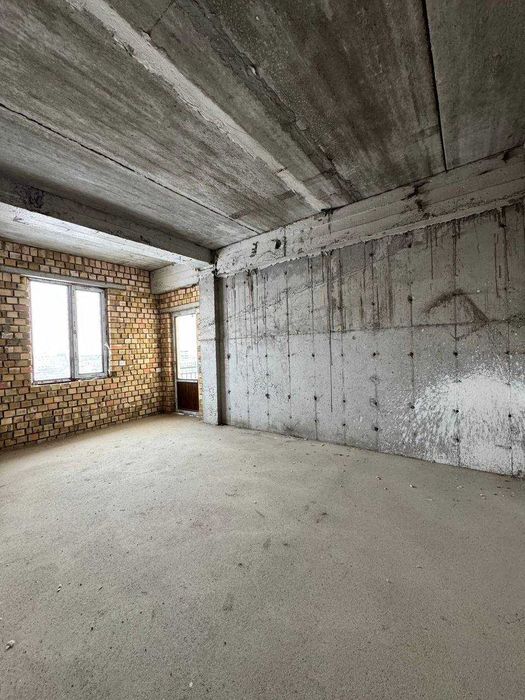 №3760.Продается 3х-комнатная квартира в Новостройке.(коробка)