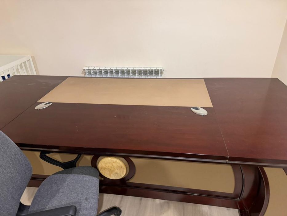 Продам офисную мебель