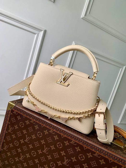 Geanta Louis Vuitton Capucines