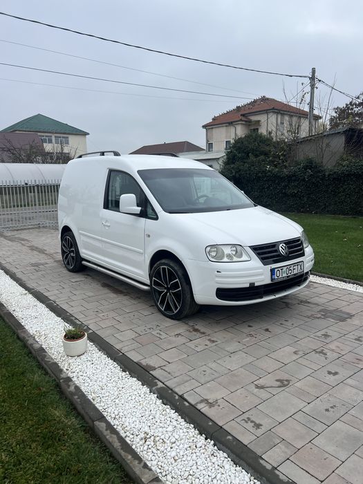 Autoutilitara wv caddy din 2008