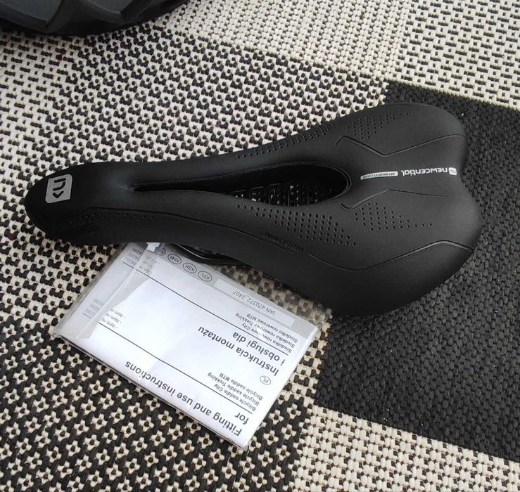 Чисто нови седалки за колело