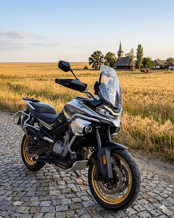 Cf Moto 800mt touring nu explorer nu sport cfmoto motor de ktm 790 schimb scuter cruiser bobber
