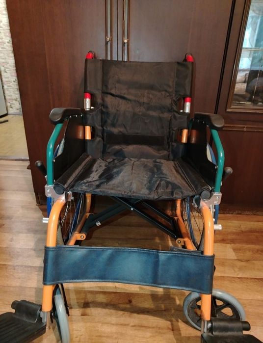 инвалидная коляска, комнатная