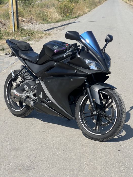 Yamaha yzf r125 / 16 ani / a1