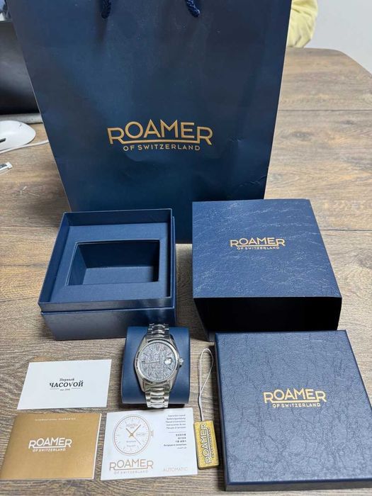 Часы швейцарские