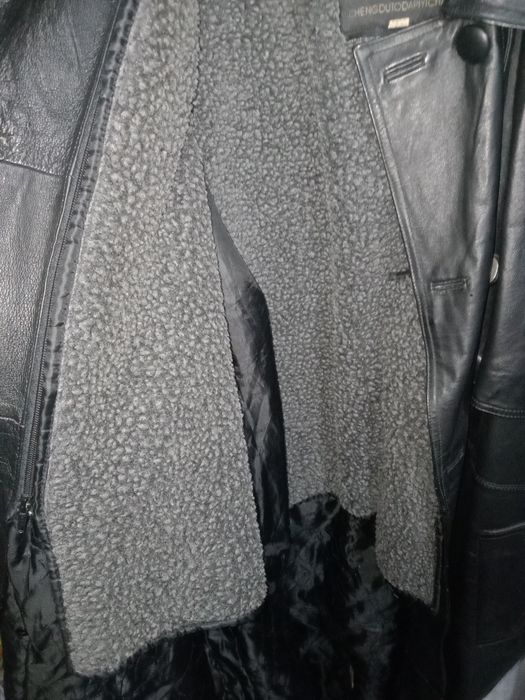 Продам кожаный плащ.