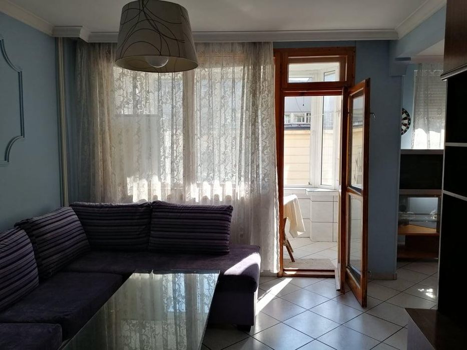 Дава се под наем Двустаен апартамент в София, Иван Вазов - 75 кв.м за 547.23 € - Снимка #1