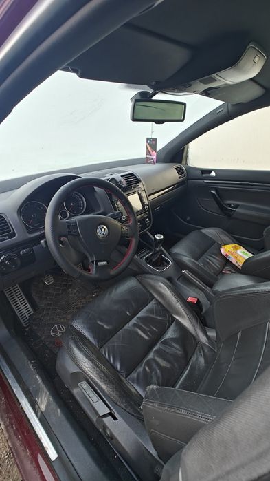 • Голф 5 GTI 200кс. на Части, както и ВСЯКАКВИ ЧАСТИ и за други голф 5