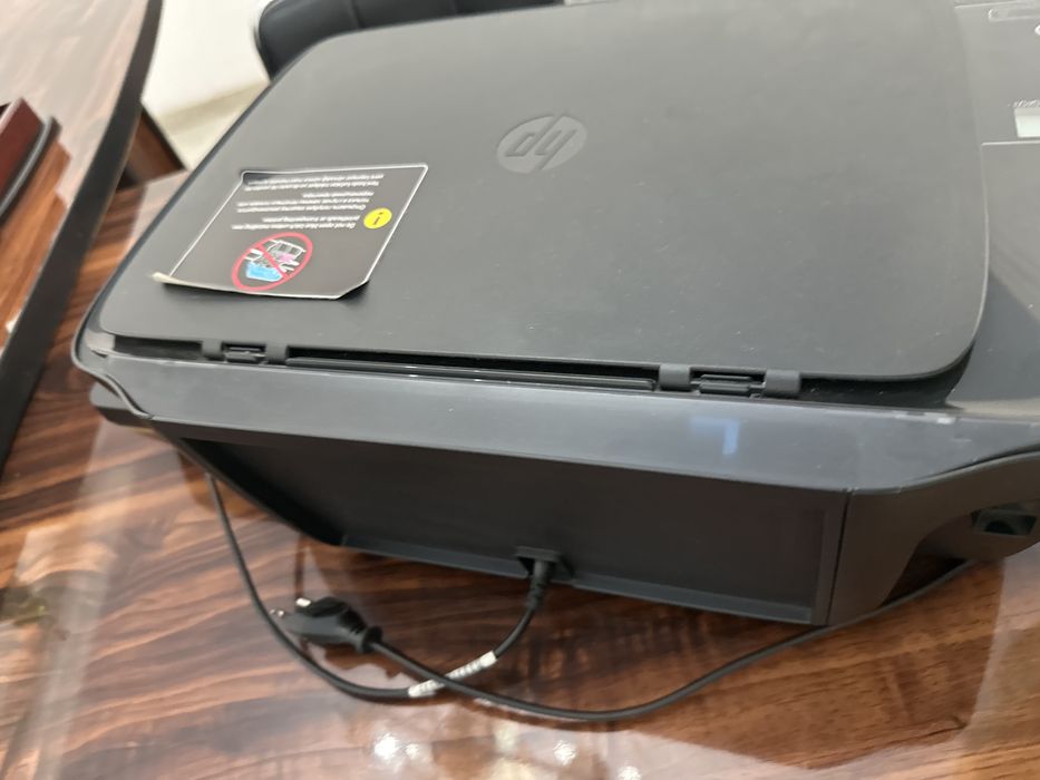 Продам цветной принтер HP