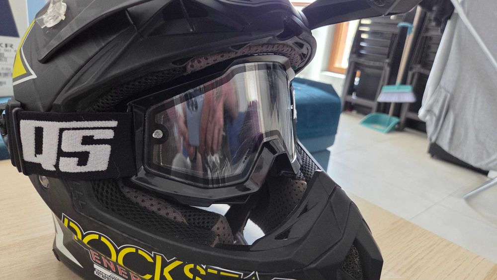 Каска Shoei NXR XL и Airoh RockStarr Carbon XL