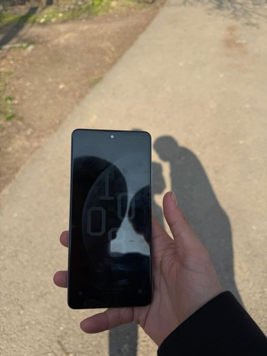 Xiaomi redmi not 12pro plus 5G док нету