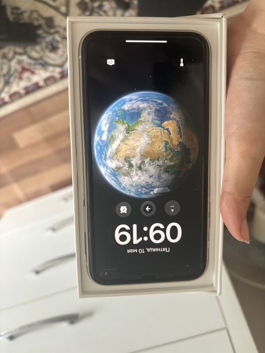 iphone 11   Белый  с гарантия