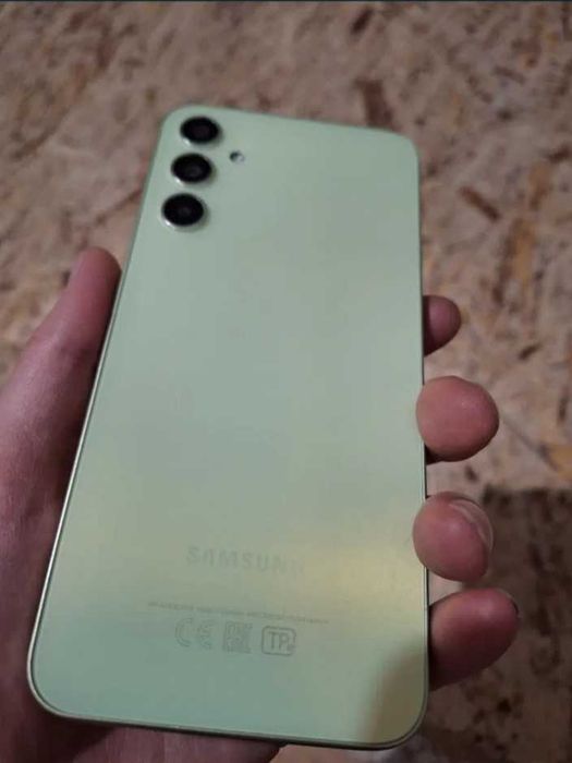 Samsung a24 Gold с документами